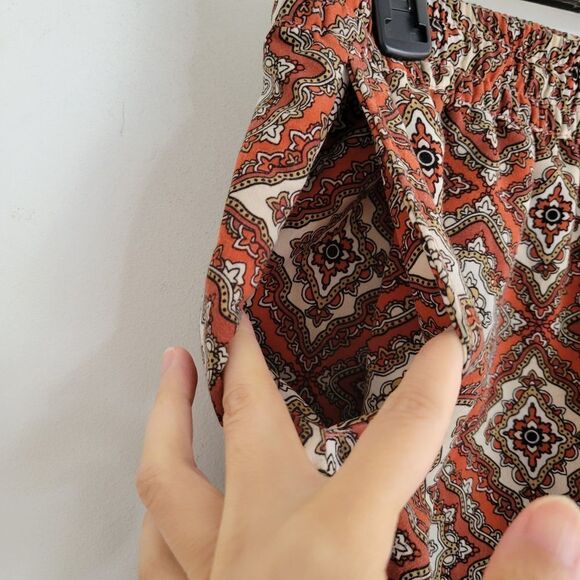 H&M Red Brown Aztec Geometric Diamond Print Pull On Elastic Waist Wide Leg Pants - Picture 4 of 11